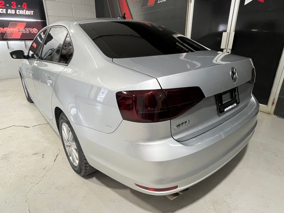 Volkswagen Jetta 2015 - Image 10
