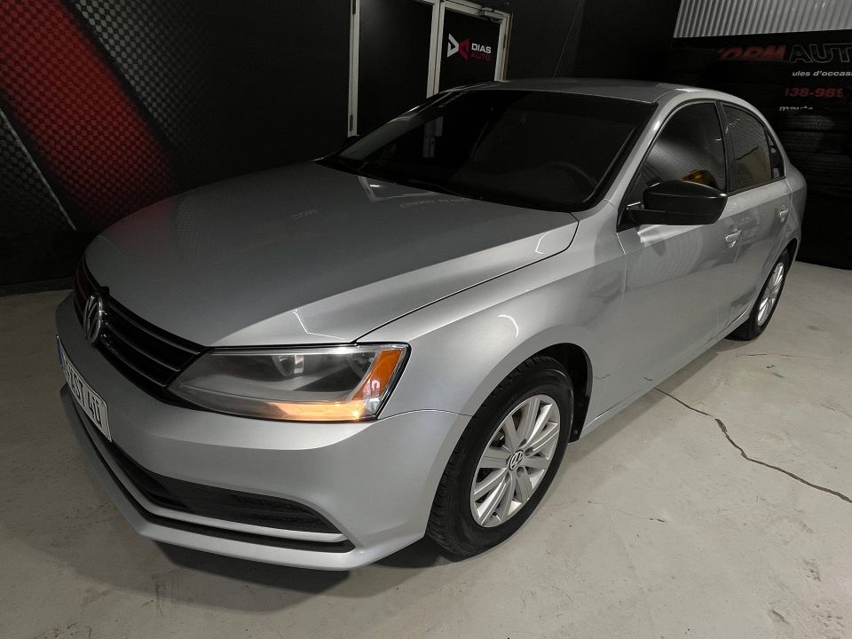 Volkswagen Jetta 2015 - Image 3