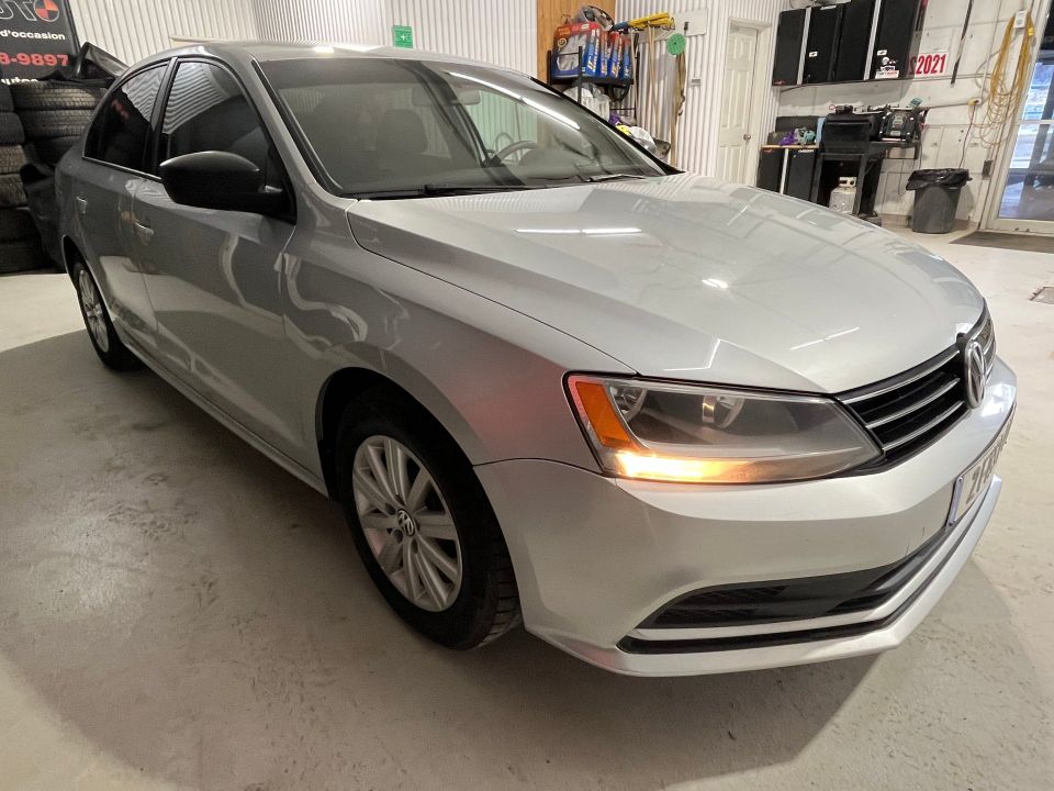 Volkswagen Jetta 2015 - Image 6