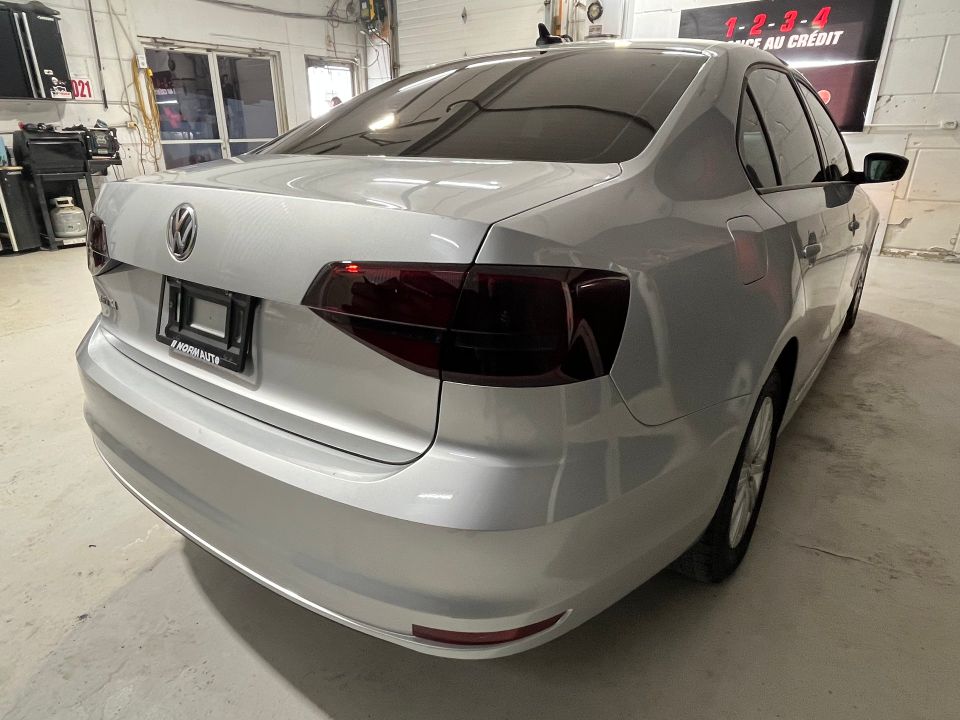 Volkswagen Jetta 2015 - Image 7