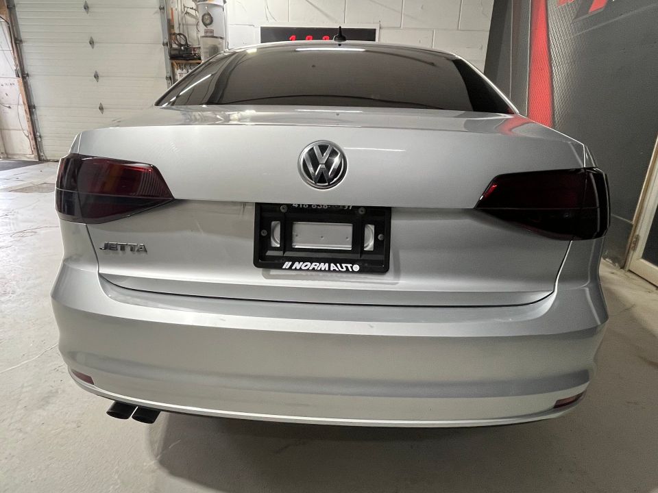 Volkswagen Jetta 2015 - Image 8