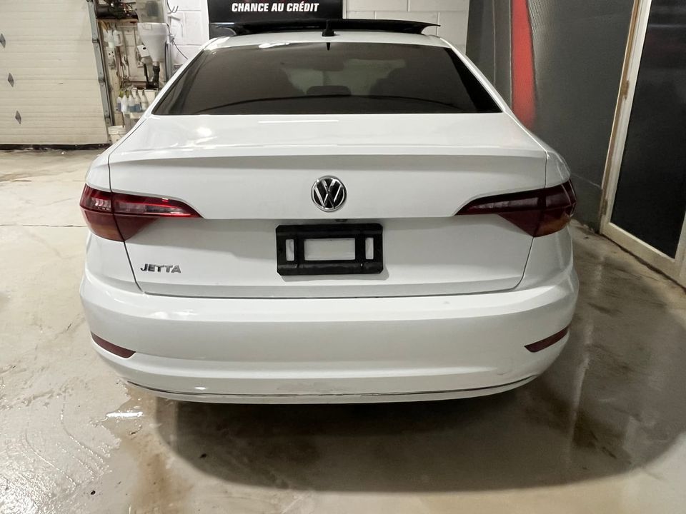 Volkswagen Jetta 2019 - Image 7