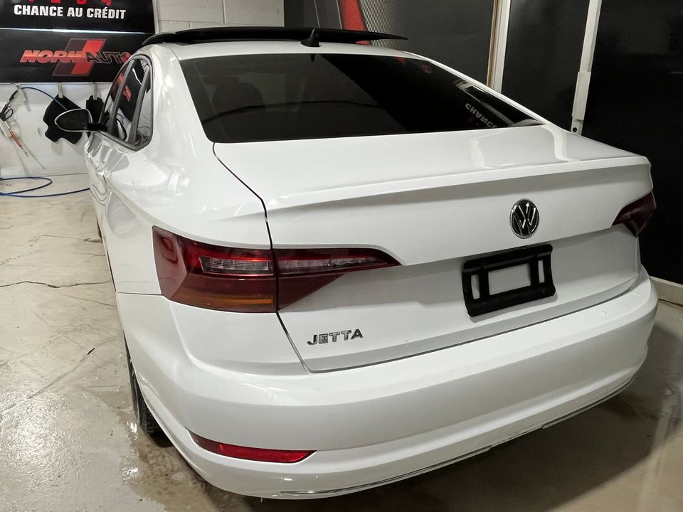 Volkswagen Jetta 2019 - Image 8