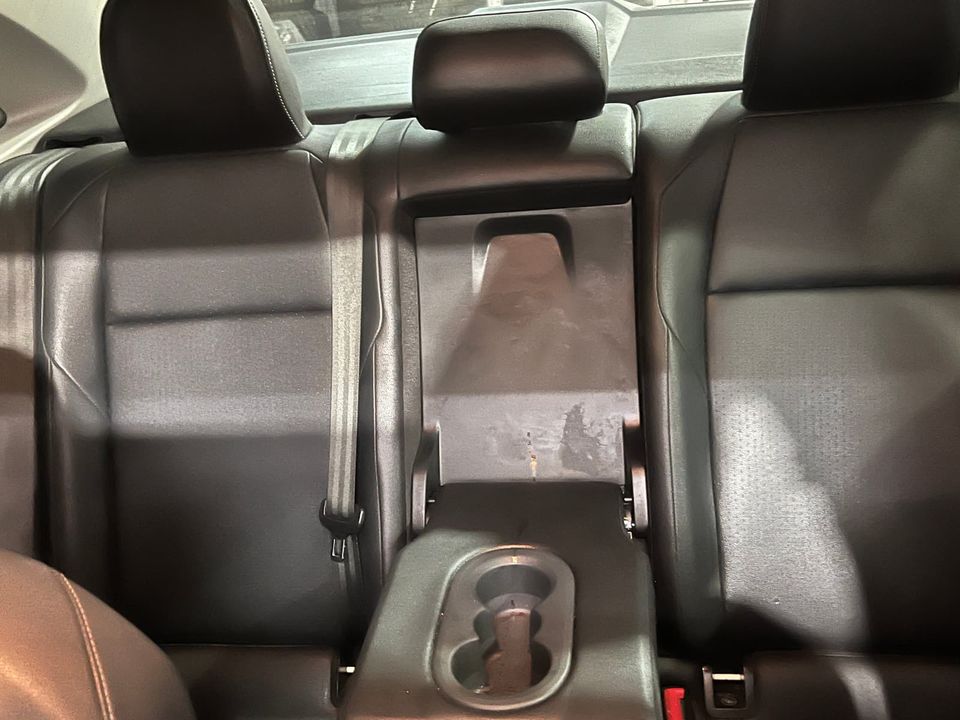 Volkswagen Jetta 2019 - Image 21