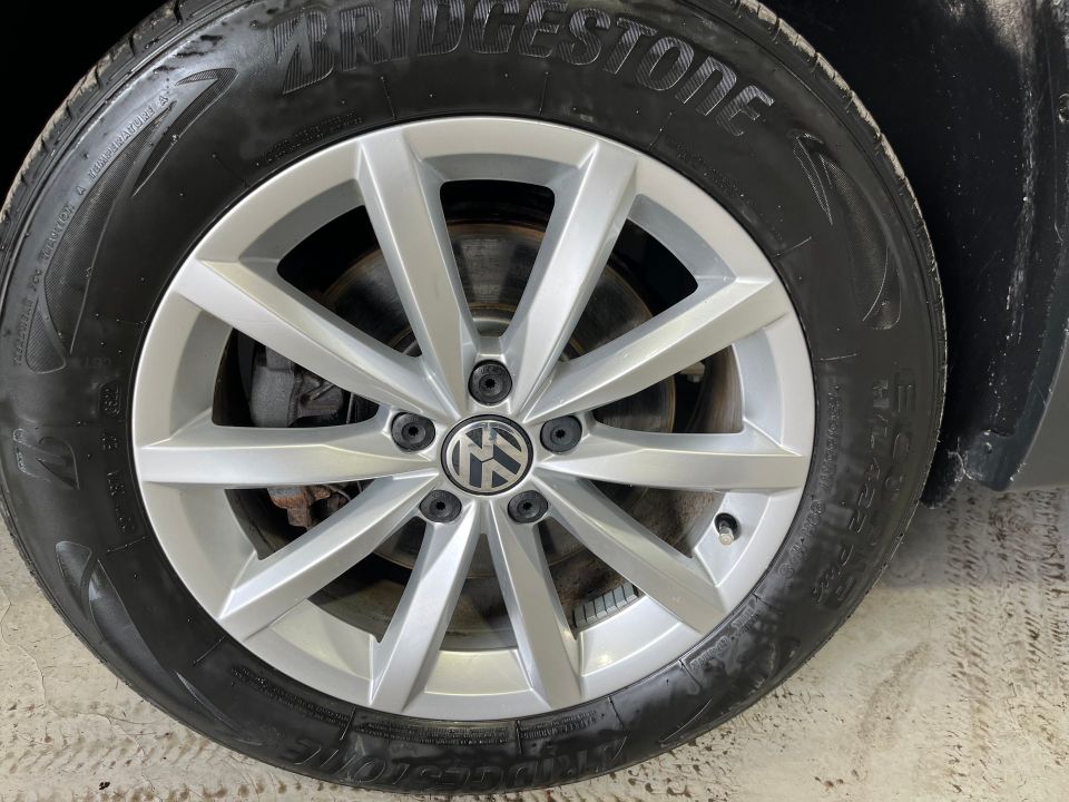 Volkswagen Tiguan 2017 - Image 4