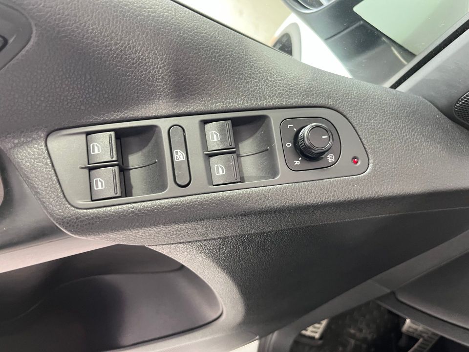 Volkswagen Tiguan 2017 - Image 18