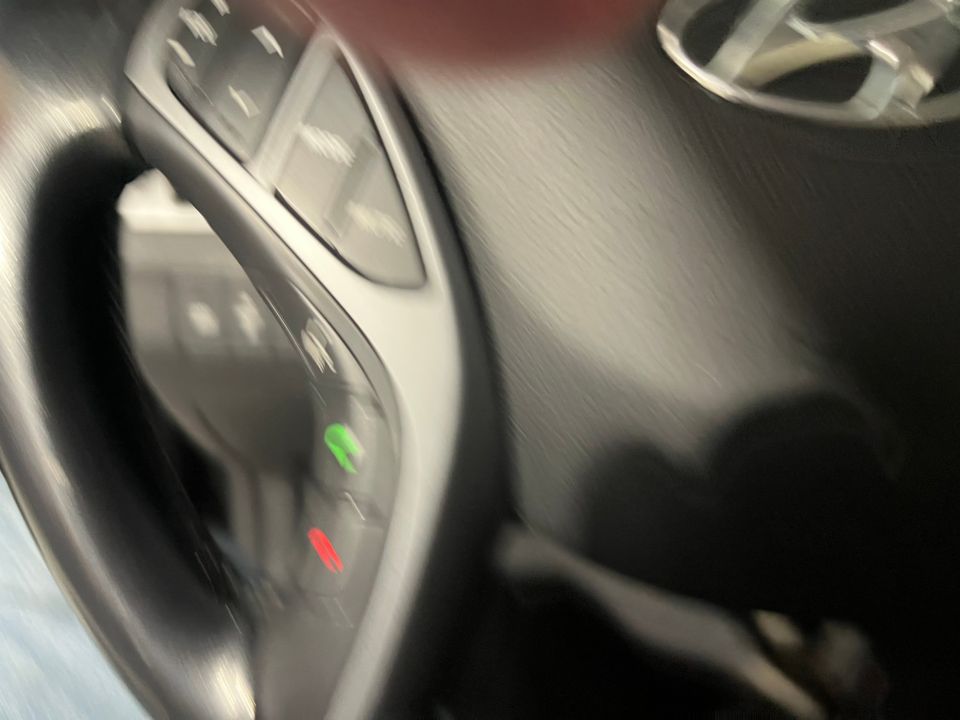 Hyundai Elantra 2016 - Image 12