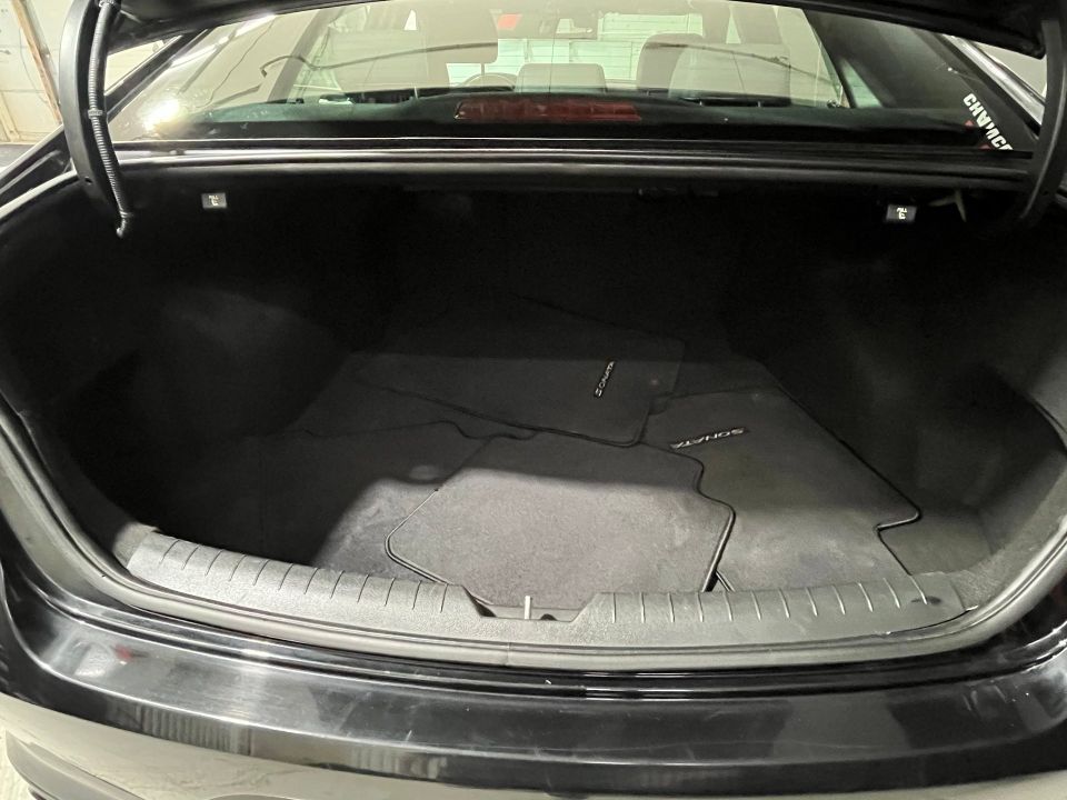 Hyundai Sonata 2019 - Image 17