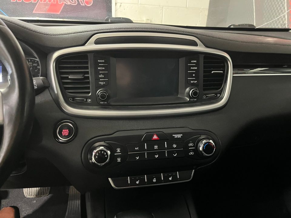 Kia Sorento 2019 - Image 13