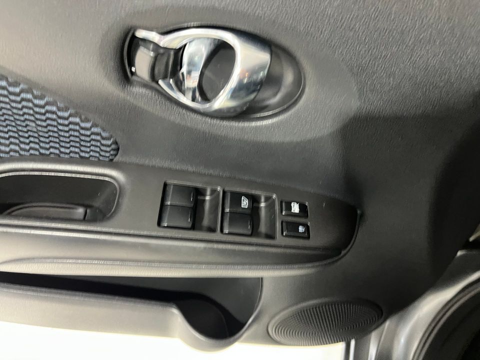 Nissan Versa Note 2019 - Image 11