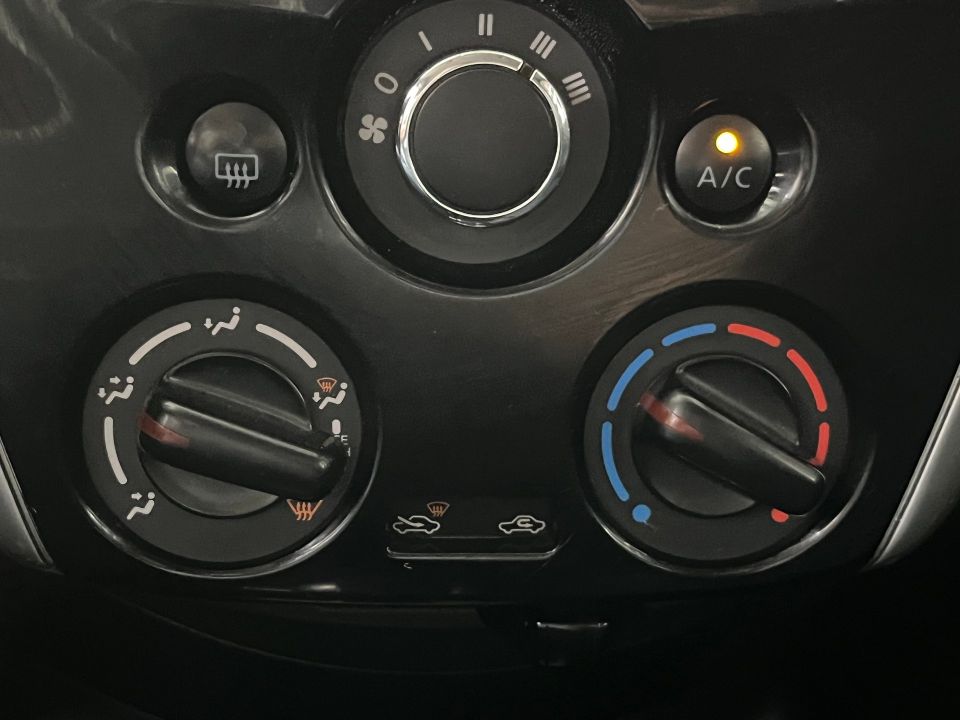 Nissan Versa Note 2019 - Image 18