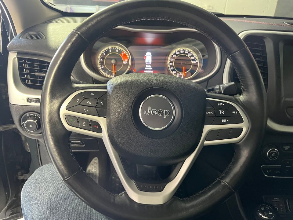 Jeep Cherokee 2017 - Image 16