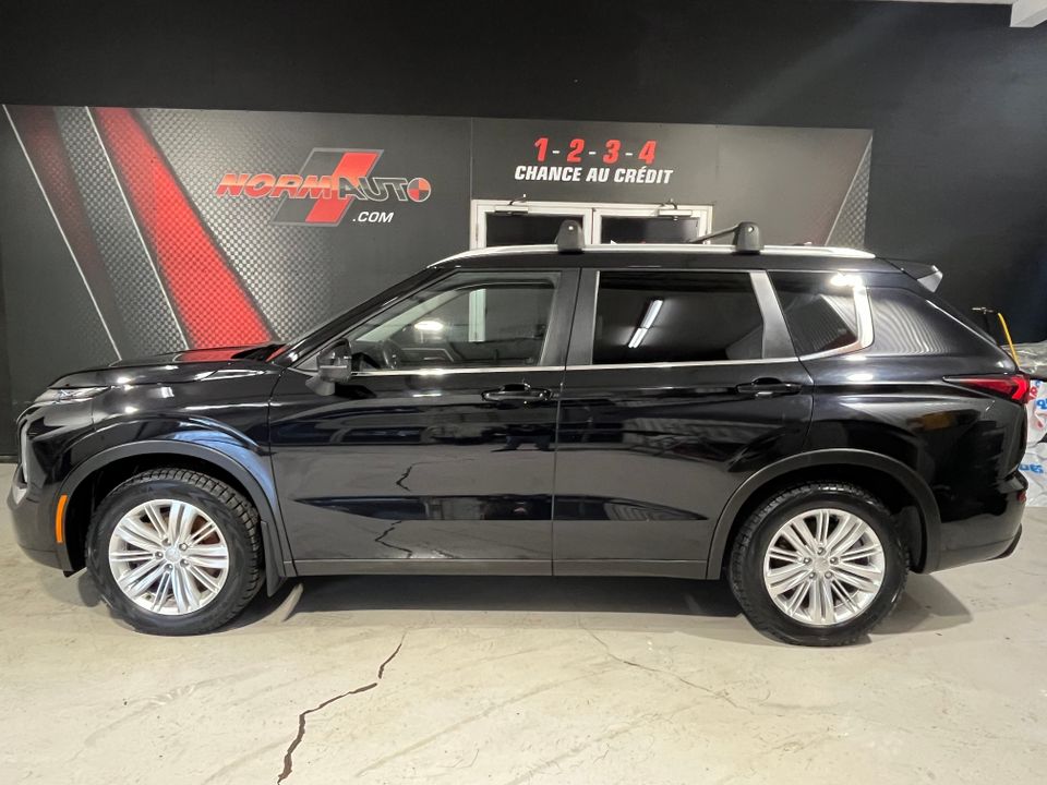 Mitsubishi Outlander 2022 - Image 1