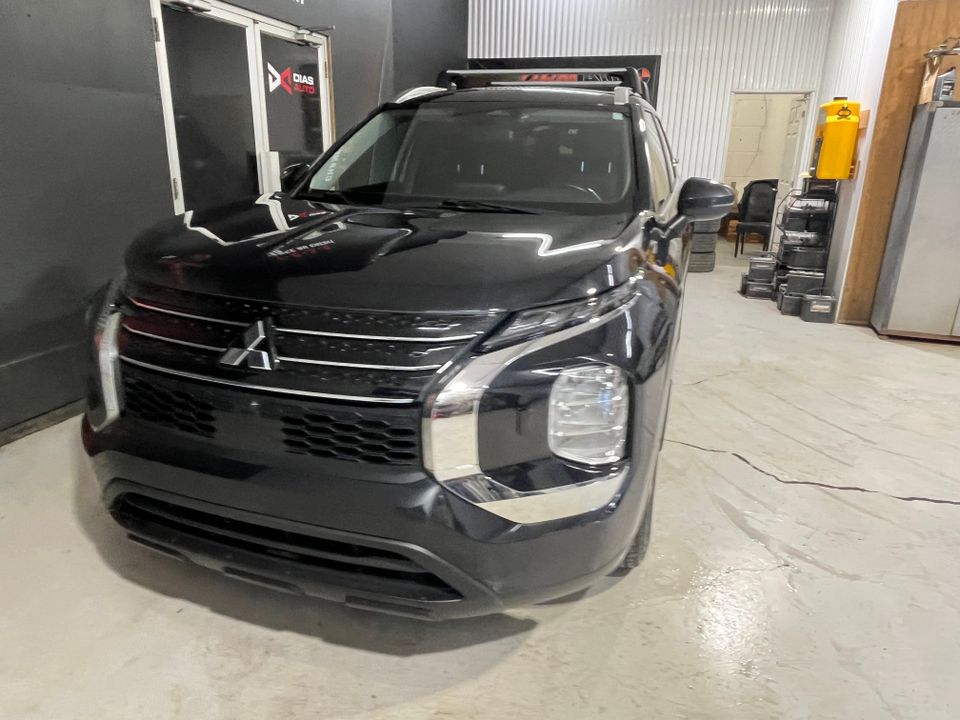 Mitsubishi Outlander 2022 - Image 8