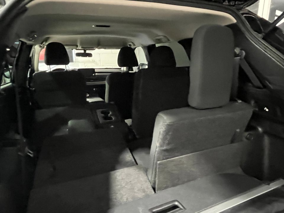 Mitsubishi Outlander 2022 - Image 12