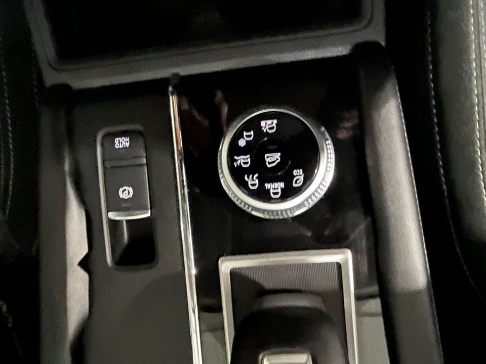 Mitsubishi Outlander 2022 - Image 17