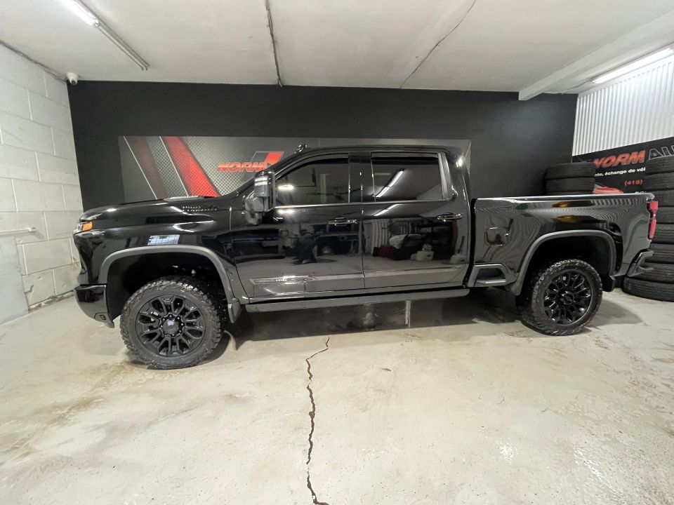 Chevrolet Silverado 2500HD 2024 - Image 4