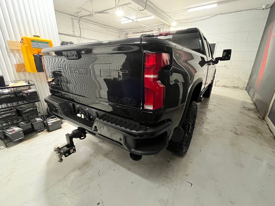 Chevrolet Silverado 2500HD 2024 - Image 12