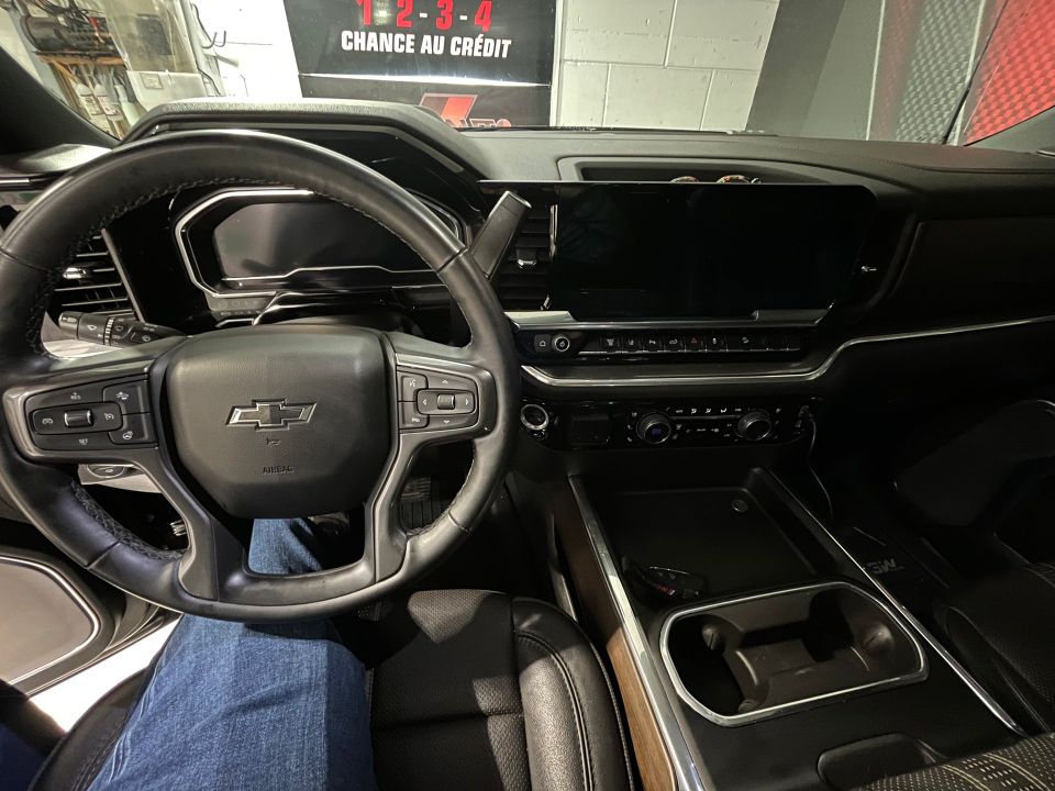 Chevrolet Silverado 2500HD 2024 - Image 22