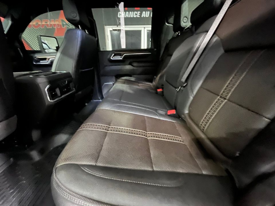 Chevrolet Silverado 2500HD 2024 - Image 16